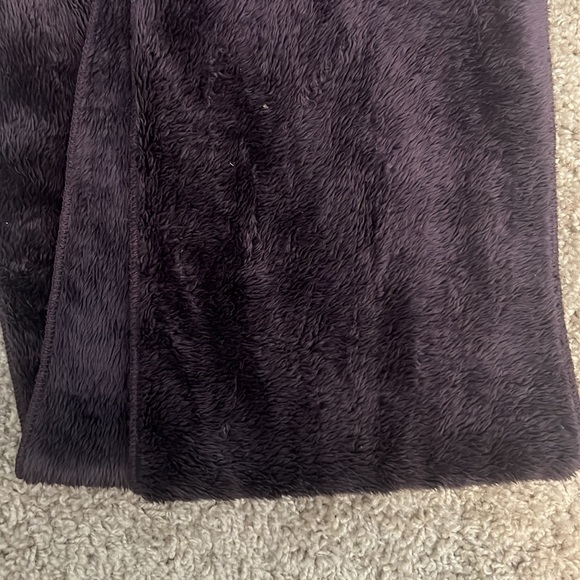 The North face purple scarf - Picture 3 of 8